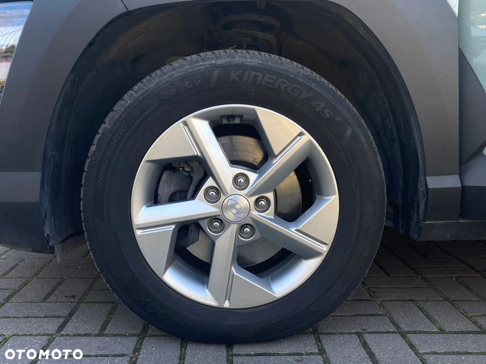 Hyundai Kona 1.6 GDI Hybrid Smart DCT - 23