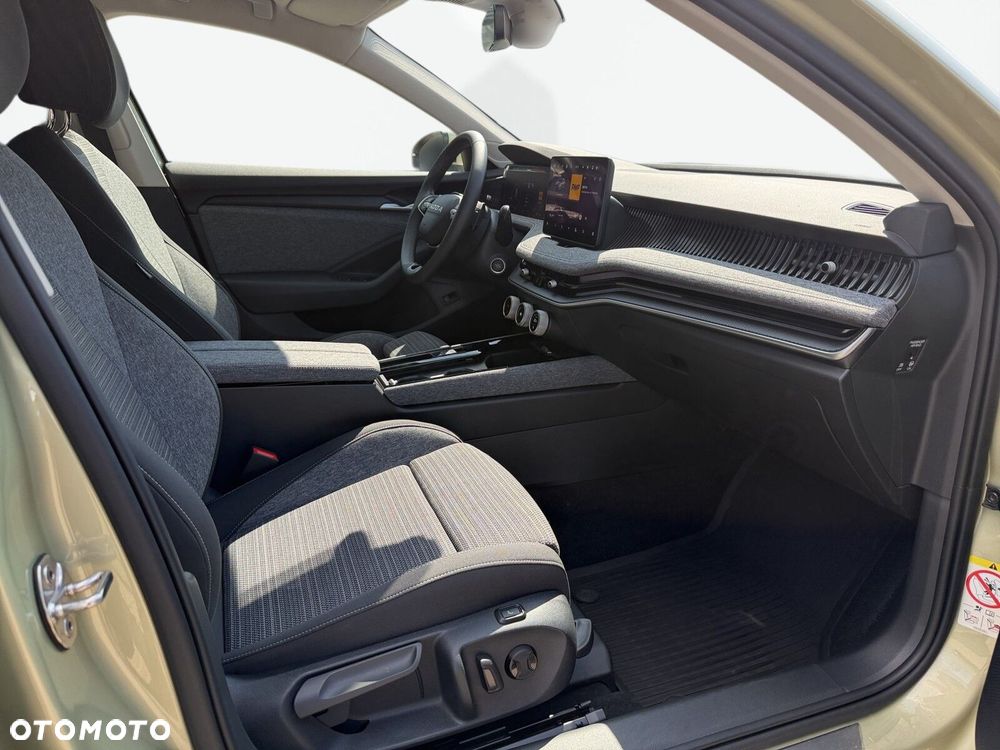 Skoda Superb 1.5 TSI mHEV Selection DSG - 40