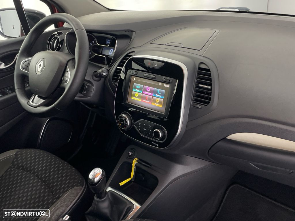 Renault Captur 0.9 TCE Exclusive - 24