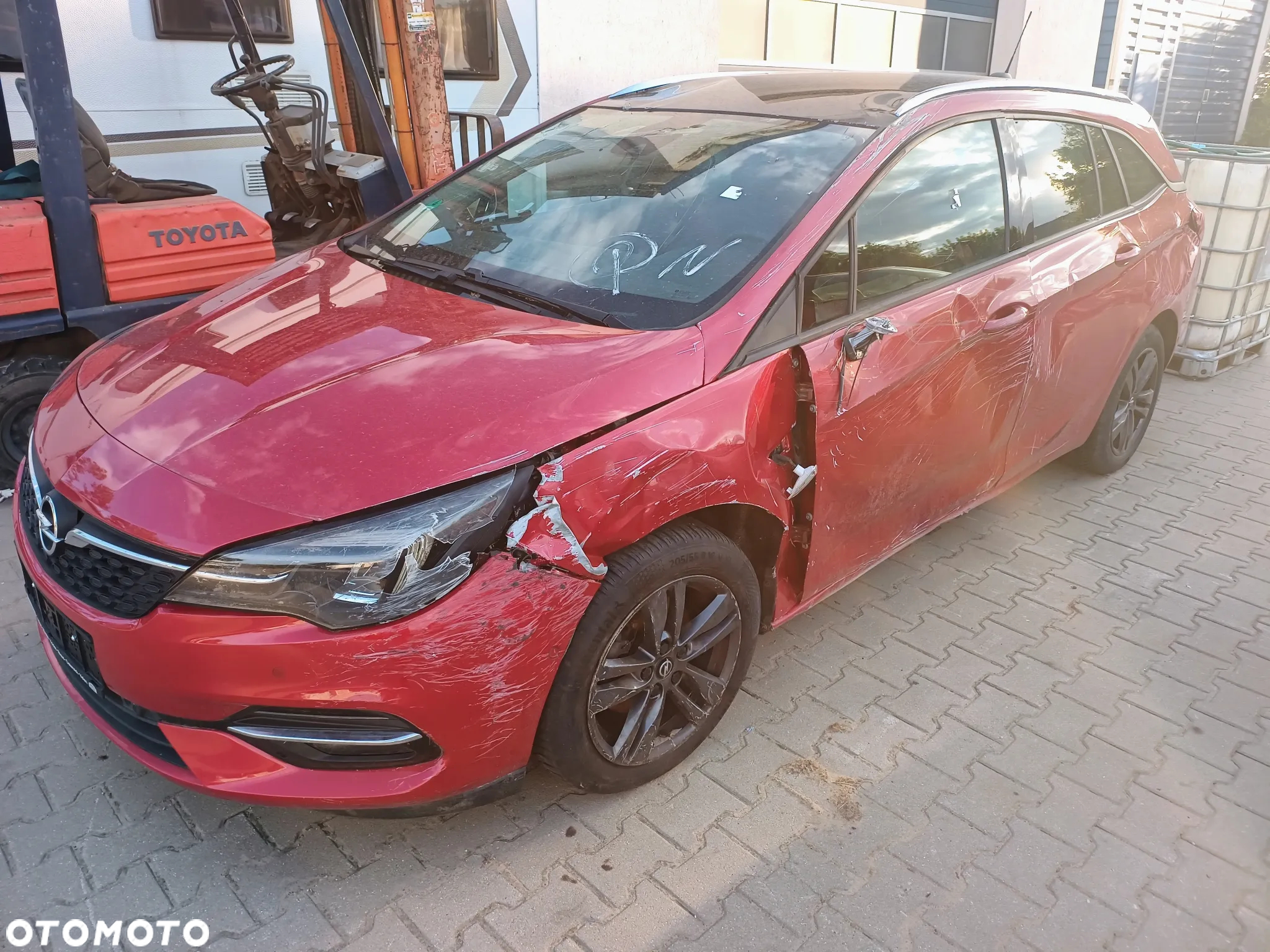 Opel Astra 1.2 Turbo Start/Stop Design&Tech - 2