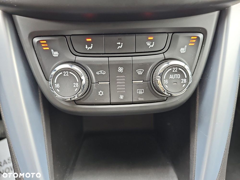 Opel Zafira - 25