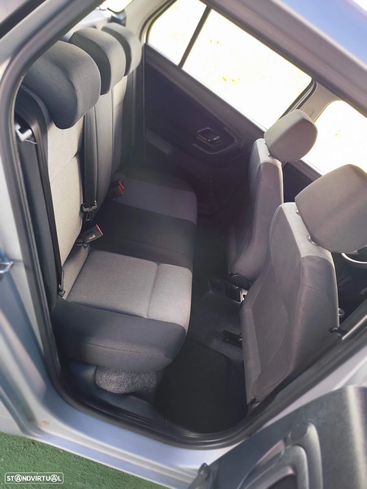 Skoda Fabia Break 1.2 TDi Active Plus - 35