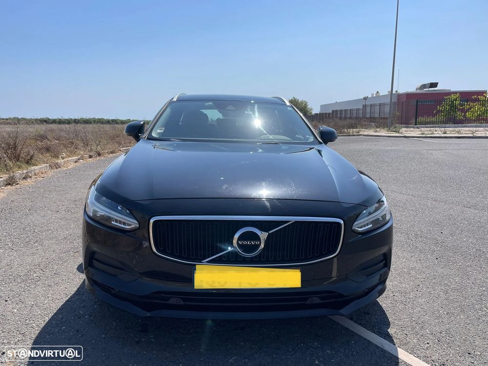 Volvo V90 2.0 D4 Momentum Geartronic - 1