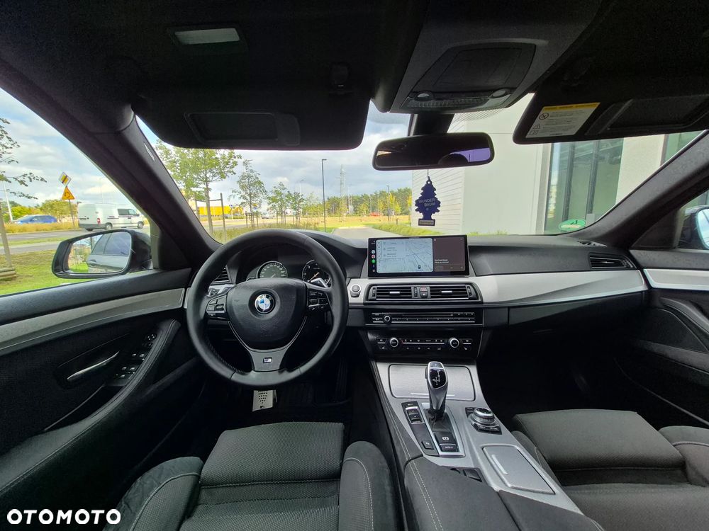 BMW Seria 5 520d Sport-Aut - 24