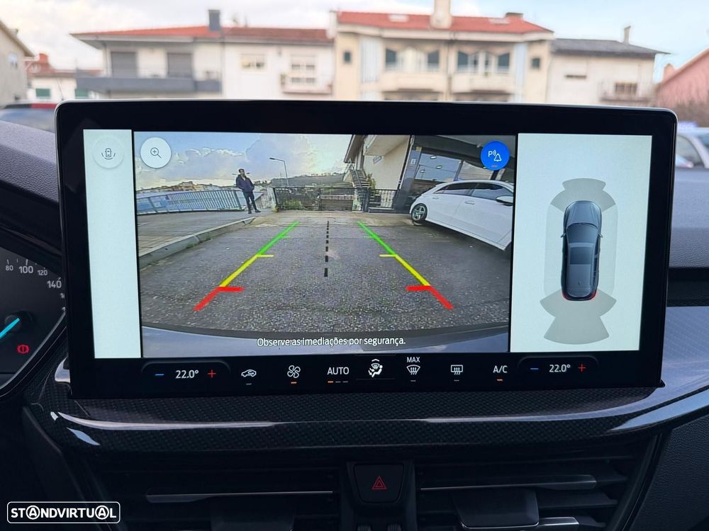 Ford Focus 1.0 EcoBoost MHEV ST-Line - 26