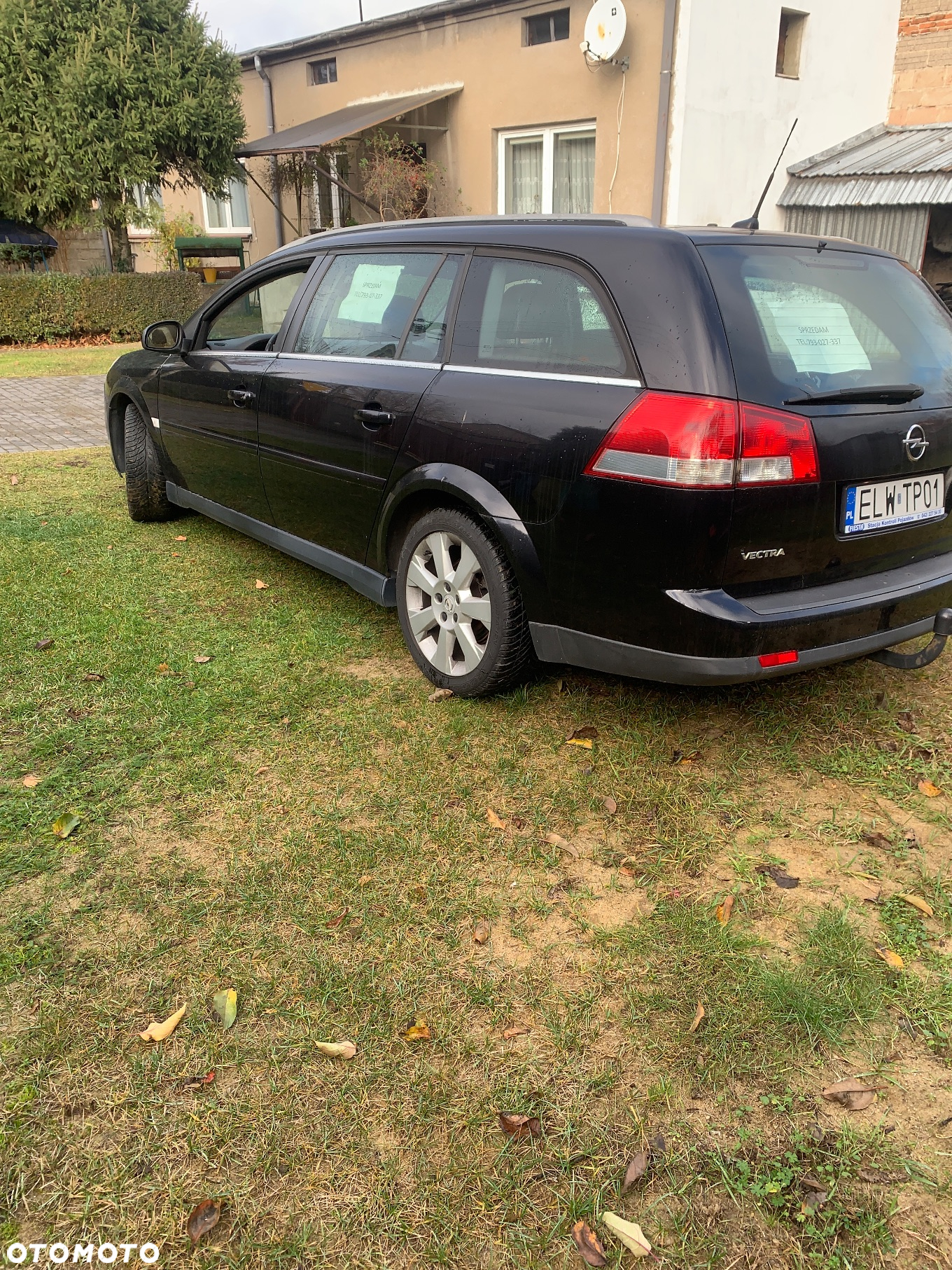 Opel Vectra 2.2 Caravan Cosmo - 2