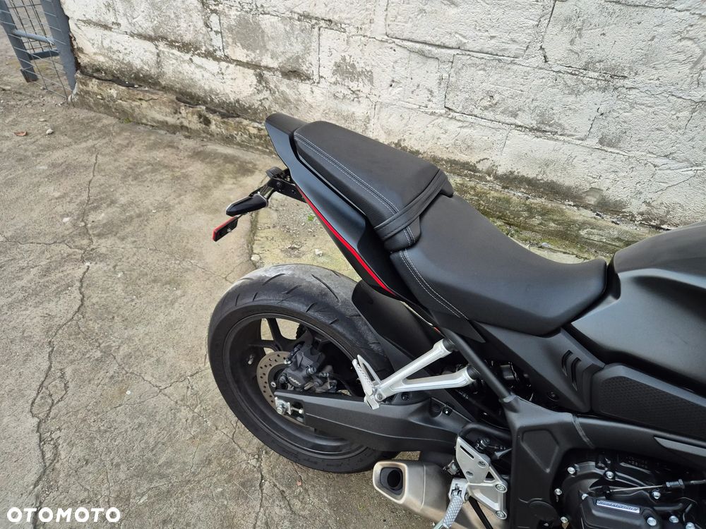 Honda CBR - 19