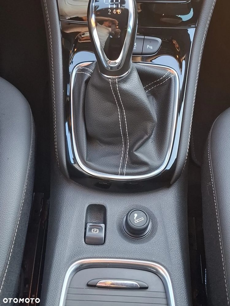 Opel Astra 1.4 T Elite S&S - 27