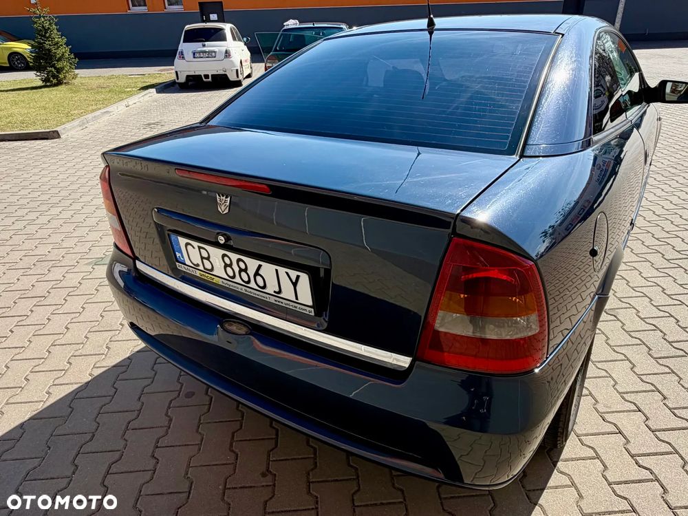 Opel Astra 1.8 Bertone - 6