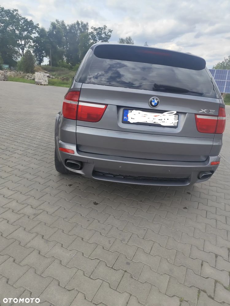 BMW X5 4.8i xDrive - 14