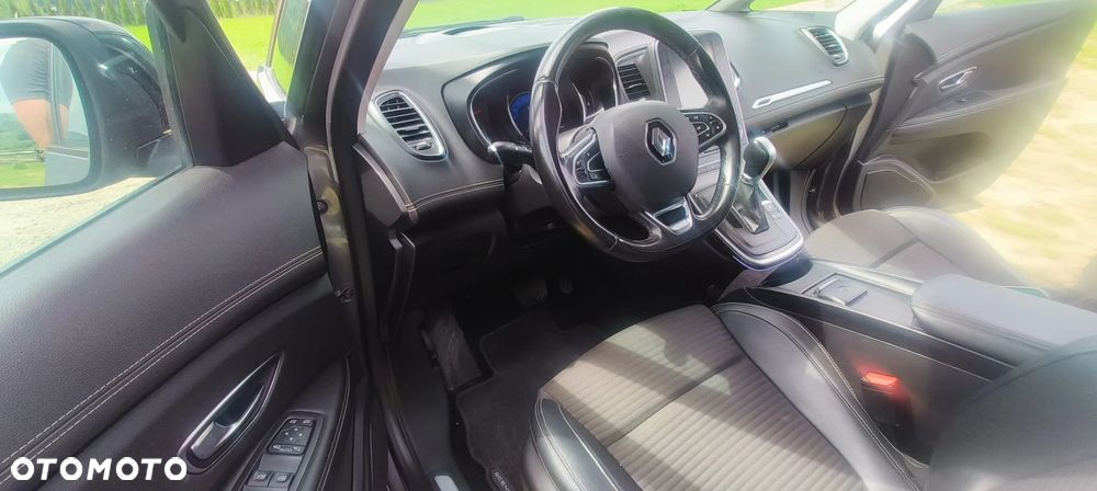 Renault Scenic 1.5 dCi Dynamique EDC - 13