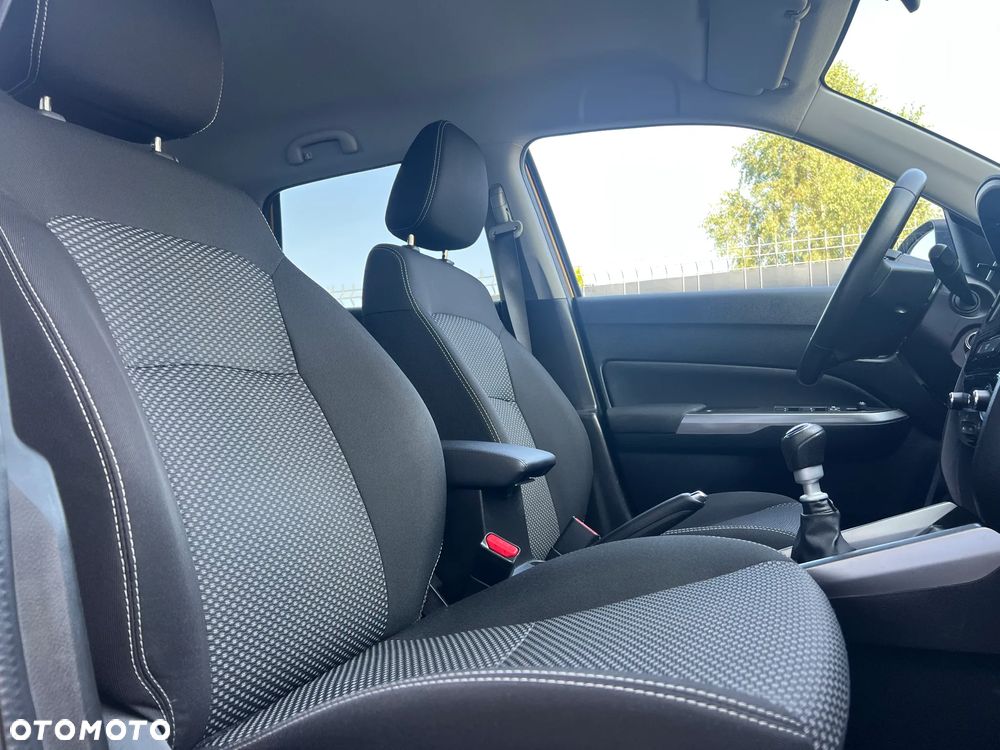 Suzuki Vitara 1.4 Boosterjet Premium 2WD - 35