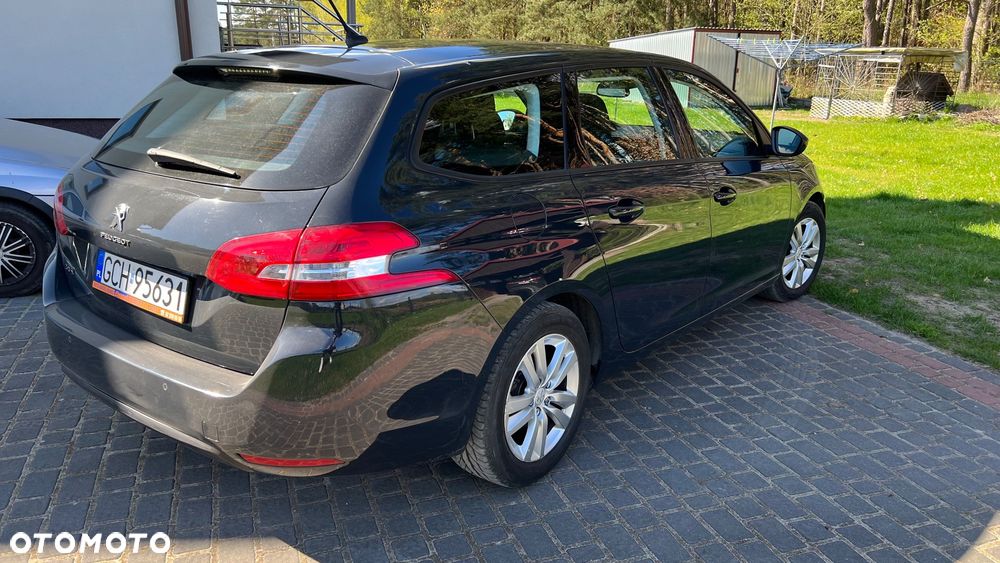 Peugeot 308 e-HDi FAP 115 Stop&Start Business Line Niveau 1 - 5