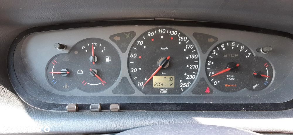 Citroën C5 2.0i 16V Prestige - 3