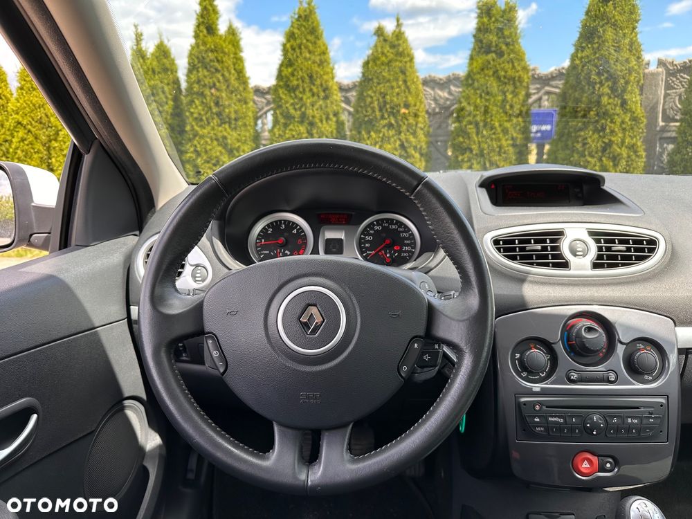 Renault Clio 1.5 dCi Luxe Dynamique - 20