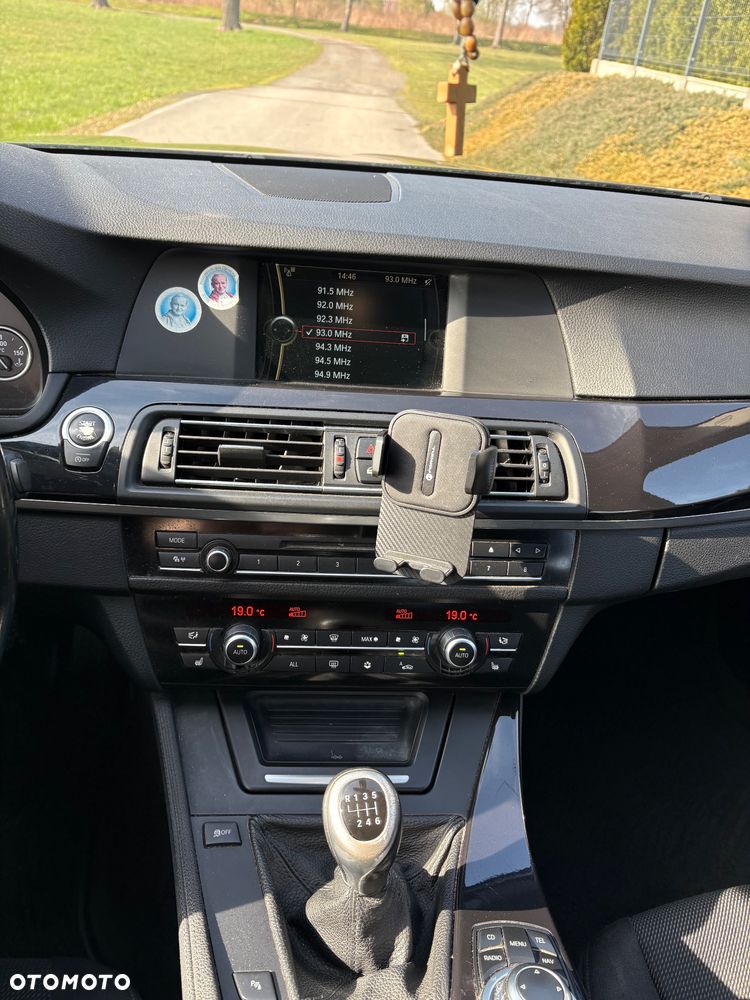 BMW Seria 5 520d - 15