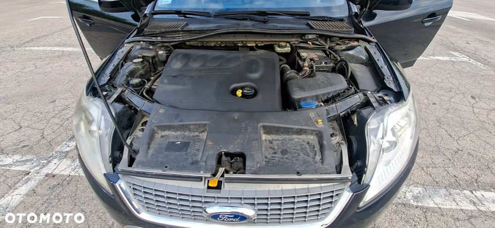 Ford Mondeo 2.0 TDCi Ambiente - 3