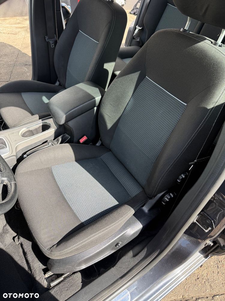 Ford Mondeo 2.0 TDCi S - 11