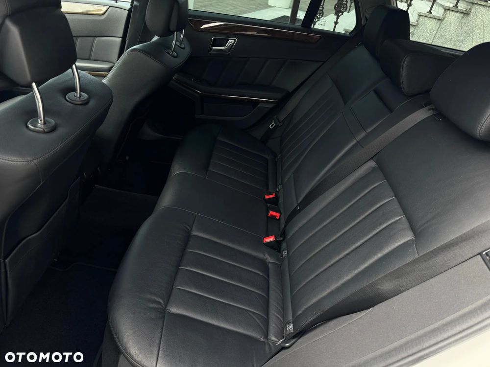 Mercedes-Benz Klasa E - 20