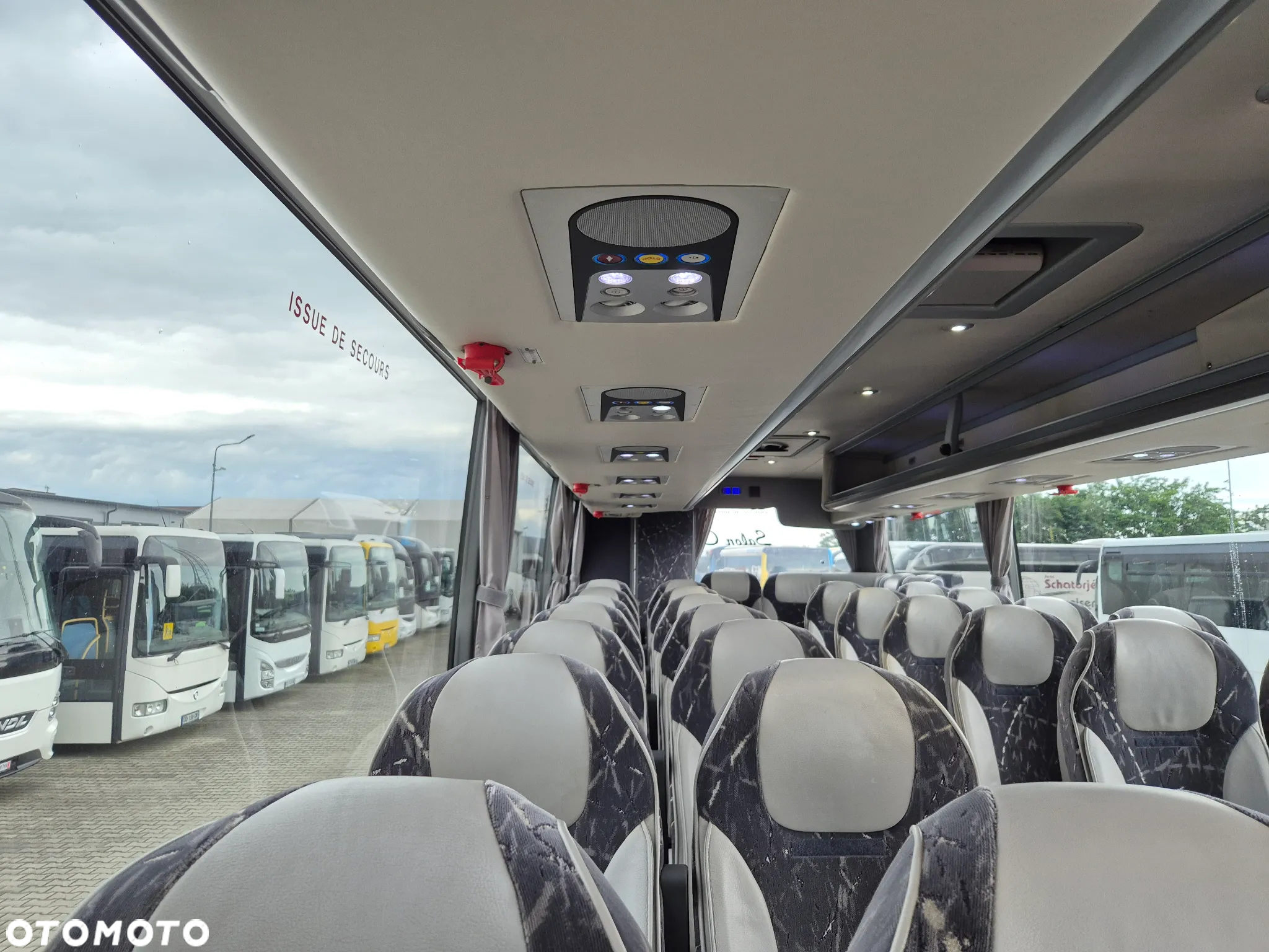 Van Hool 911 ALICRON / SPROWADZONY / 10, 50 M/ MANUAL - 33