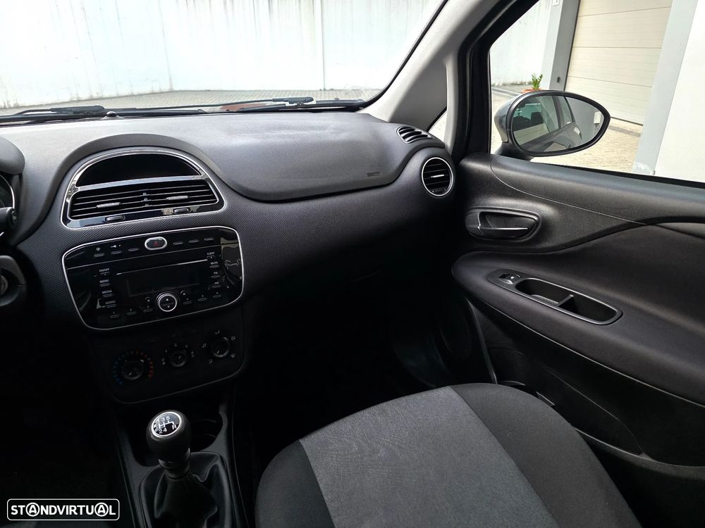 Fiat Punto 1.2 Young S&S - 34