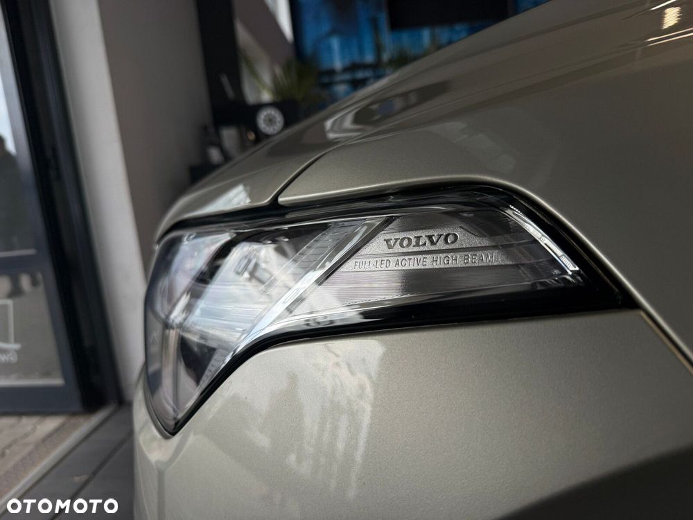 Volvo XC 90 - 36