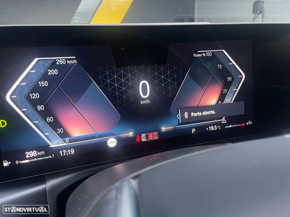 BMW 318 d Touring Auto - 16