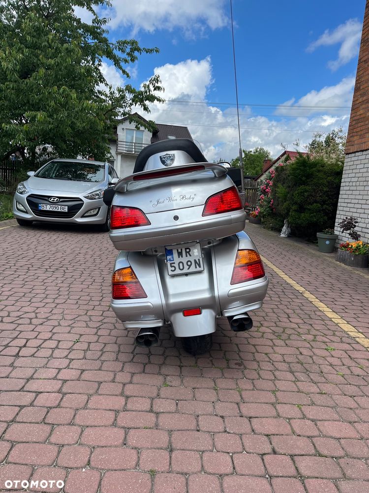 Honda GL - 5