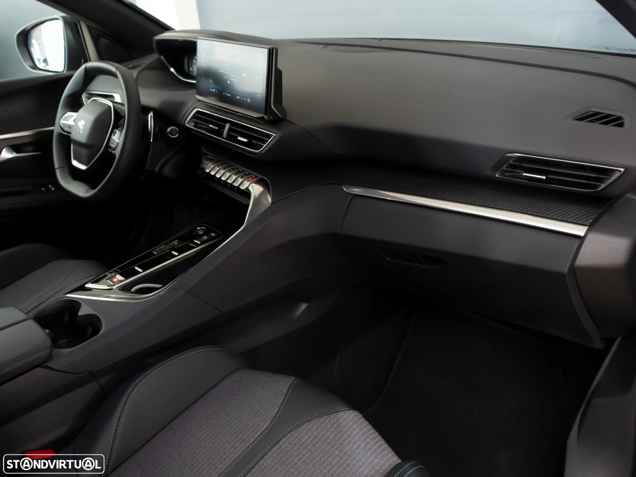 Peugeot 5008 1.2 PureTech Allure EAT8 - 16