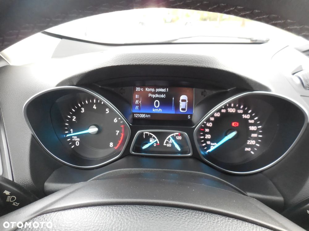 Ford Kuga - 17