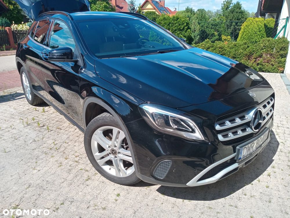 Mercedes-Benz GLA 220 4-Matic - 2