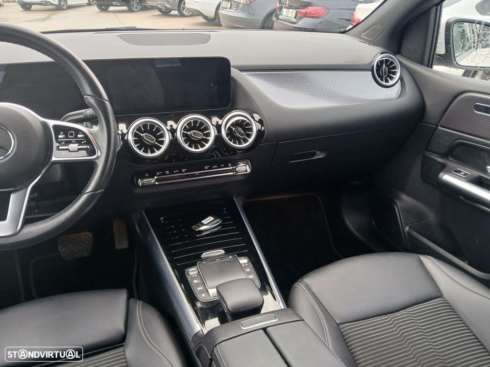 Mercedes-Benz B 250 e 8G-DCT - 13