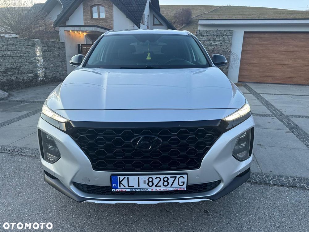 Hyundai Santa Fe - 3