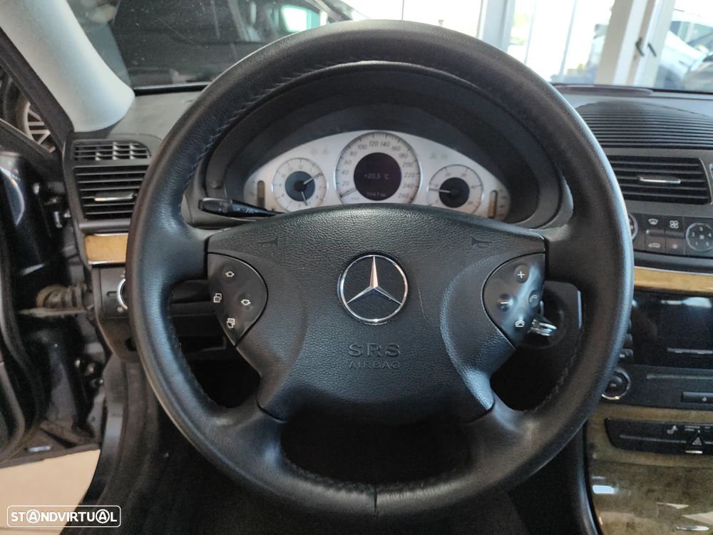 Mercedes-Benz E 220 CDI Avantgarde - 27