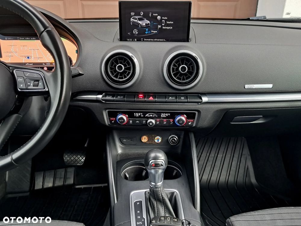 Audi A3 Sportback 2.0 TDI Sport S tronic - 9