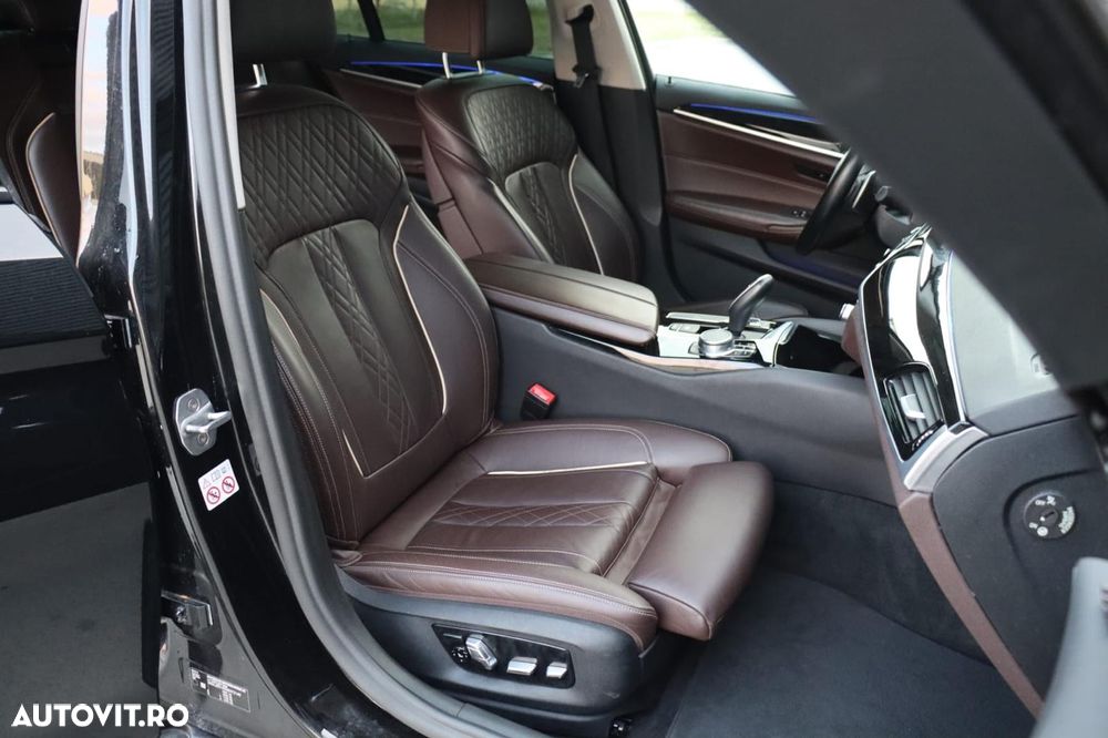 BMW Seria 5 540i xDrive Aut. Luxury Line - 14