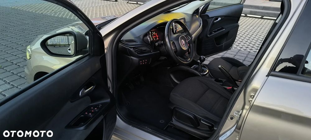 Fiat Tipo 1.4 16V Sport - 18