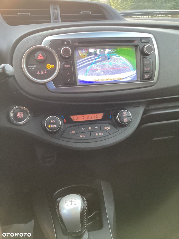 Toyota Yaris 1.33 VVT-i Edition 2014 - 26