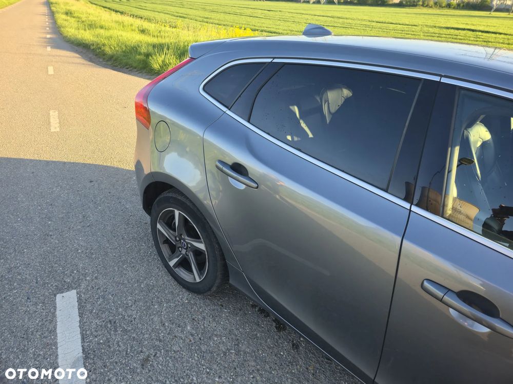 Volvo V40 D4 RDesign - 3