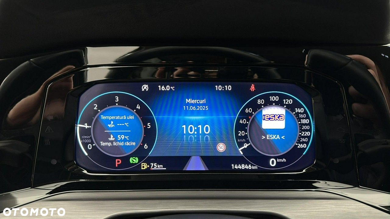 Volkswagen Golf - 16