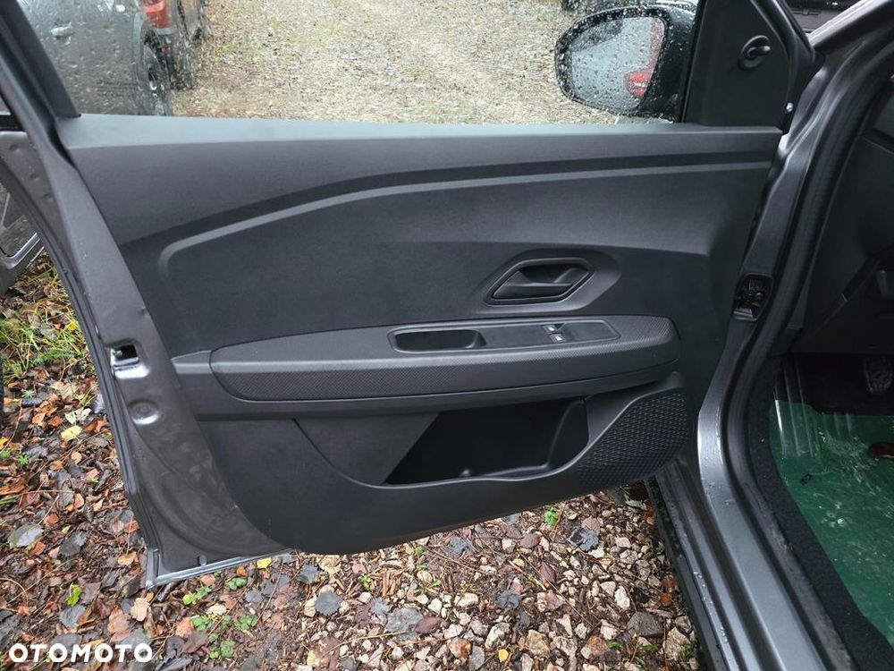 Dacia Jogger 1.0 TCe Essential LPG 7os - 12