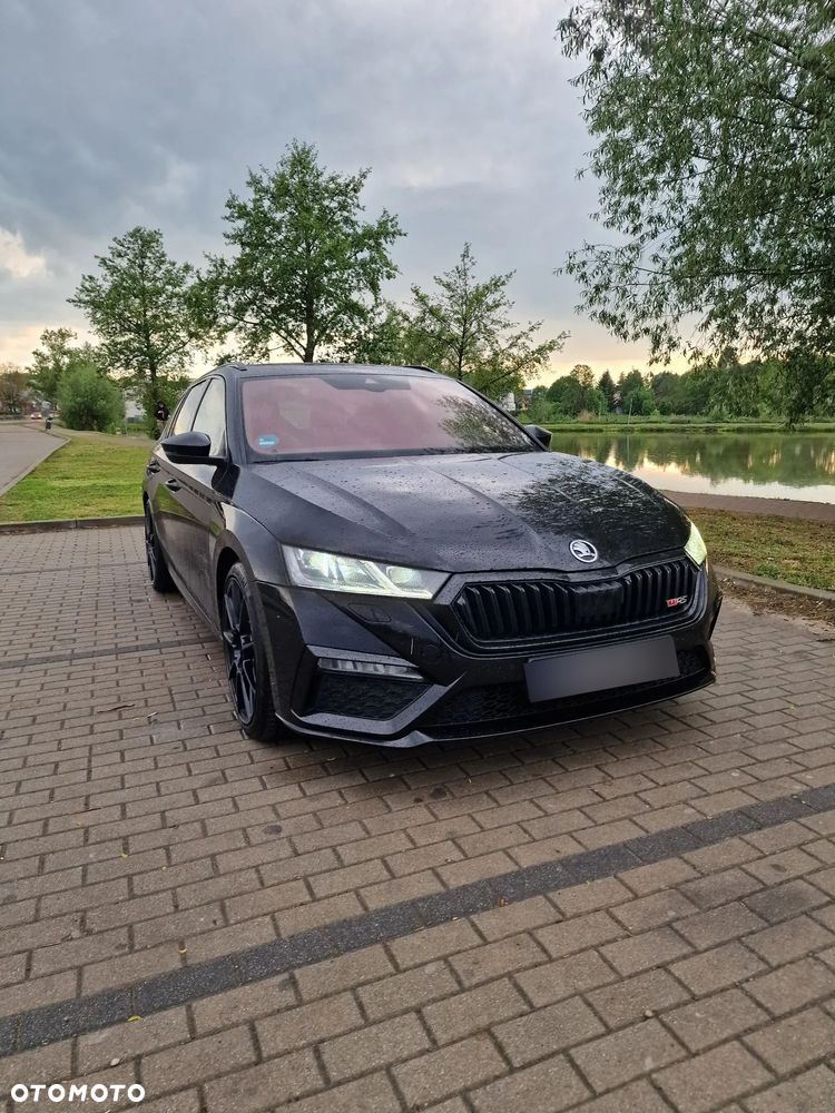 Skoda Octavia 2.0 TDI RS DSG - 2