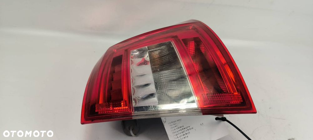 LAMPA PRAWA TYŁ SKODA OCTAVIA III 5E9945096A - 5