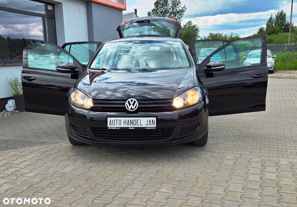 Volkswagen Golf - 25