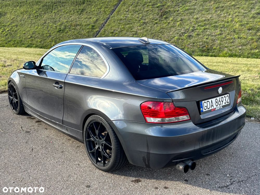 BMW Seria 1 123d - 3