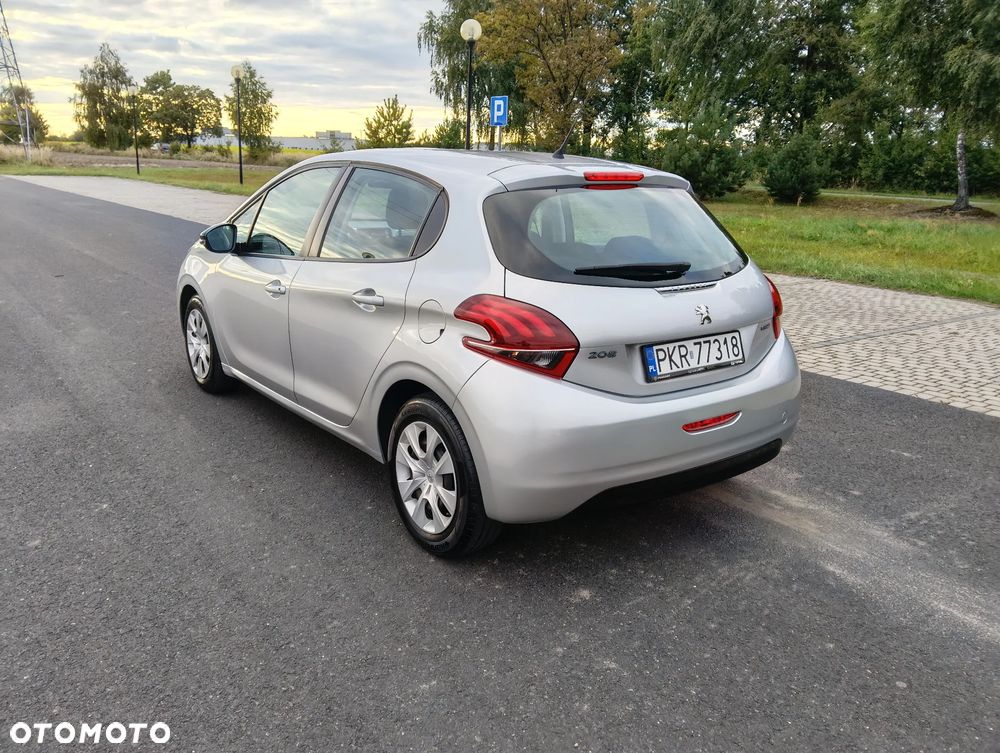 Peugeot 208 1.2 PureTech Style - 15