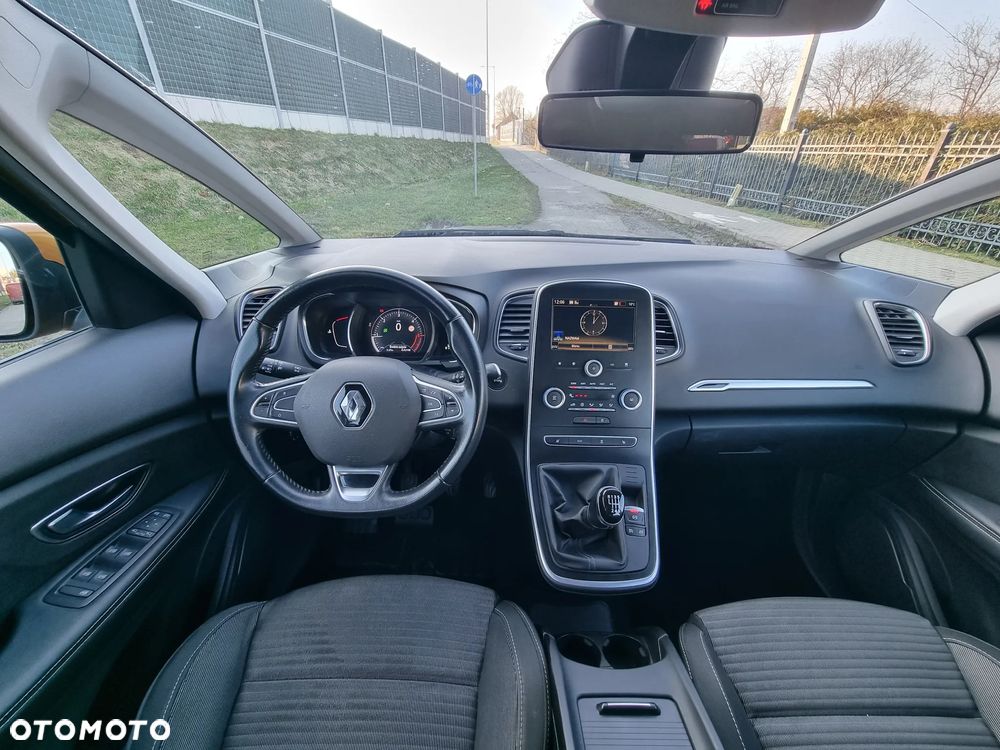 Renault Scenic 1.5 dCi Bose - 27