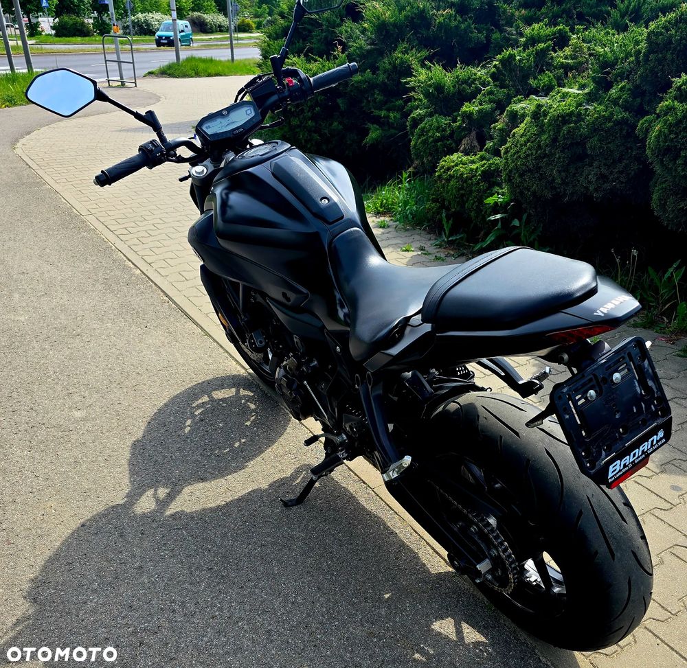 Yamaha MT - 8