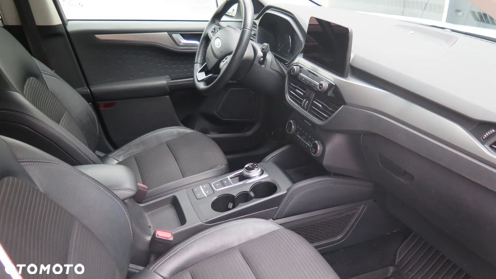 Ford Kuga 2.5P PHEV FWD Titanium - 9
