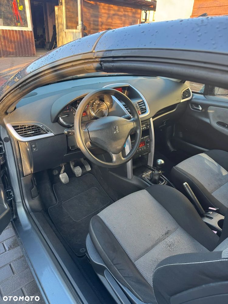Peugeot 207 CC - 15